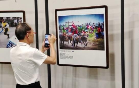 Huangyan holds international folklore photography exhibition